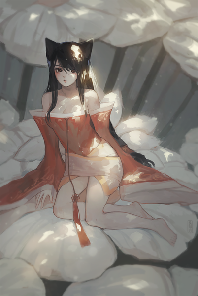 Anime-Bild 804x1200 mit league of legends ahri (league of legends) yueko (jiayue wu) single long hair tall image black hair bare shoulders brown eyes animal ears cleavage full body tail traditional clothes animal tail barefoot arm support fox ears fox tail multiple tails