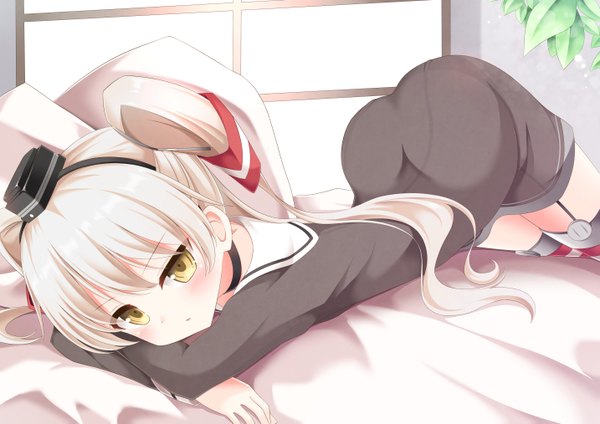 Anime picture 1433x1013 with kantai collection amatsukaze destroyer aibumi single long hair blush light erotic yellow eyes white hair lying two side up girl hat hair tubes sailor suit mini hat mini top hat