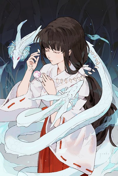 Anime picture 670x1000 with inuyasha kikyou (inuyasha) yueko (jiayue wu) single long hair tall image fringe black hair blunt bangs eyes closed traditional clothes japanese clothes from above low ponytail miko demon girl necklace hakama