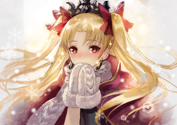 Anime picture 1000x707 with fate (series) fate/grand order toosaka rin ereshkigal (fate) terai (teraimorimori) single long hair looking at viewer blush fringe blonde hair simple background red eyes upper body light smile blurry sparkle two side up depth of field floating hair