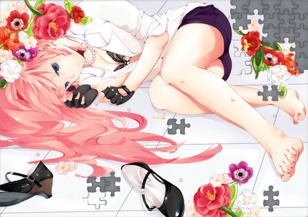 Anime picture 1400x987 with vocaloid megurine luka pink hair lying aqua eyes girl gloves flower (flowers) shorts fingerless gloves necklace puzzle
