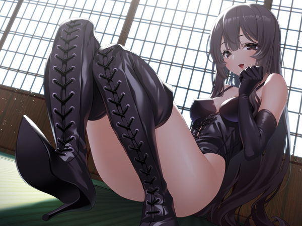 Anime picture 4000x3000 with original saruchitan single long hair looking at viewer blush fringe highres breasts open mouth light erotic black hair smile bare shoulders brown eyes payot absurdres indoors :d high heels