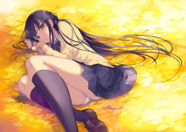 Anime picture 1500x1060 with original gin (oyoyo) single long hair looking at viewer fringe light erotic black hair bent knee (knees) lying long sleeves pleated skirt from above black eyes pantyshot legs on side autumn girl skirt