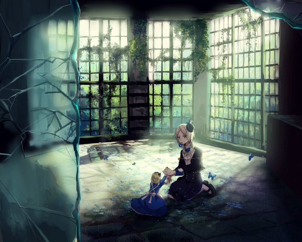 Anime picture 2000x1600 with original kyanarinu highres short hair blonde hair holding nail polish fingernails sunlight heterochromia kneeling mouth hold holding hands sunbeam broken glass girl dress flower (flowers) plant (plants) insect