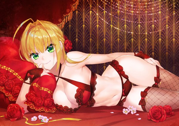 Anime-Bild 1403x992 mit fate (series) fate/grand order fate/extra nero claudius (fate) nero claudius (fate/extra) demmy single looking at viewer blush fringe short hair breasts light erotic blonde hair smile hair between eyes large breasts green eyes cleavage ahoge