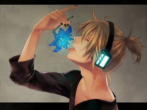 Anime picture 1024x768 with vocaloid kagamine len kagono (artist) single short hair simple background blonde hair eyes closed nail polish letterboxed boy flower (flowers) tongue headphones