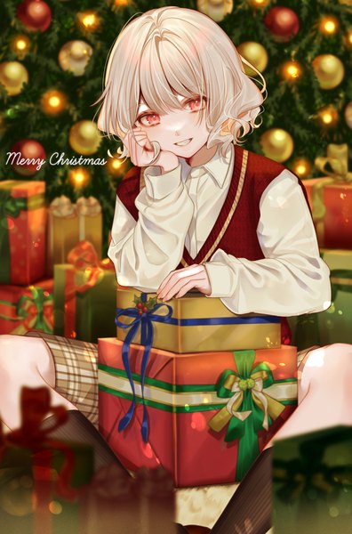 Anime picture 1102x1670 with original azaka (rionrita) single tall image looking at viewer fringe short hair smile hair between eyes red eyes sitting silver hair fingernails grin christmas long fingernails head rest merry christmas indian style androgynous
