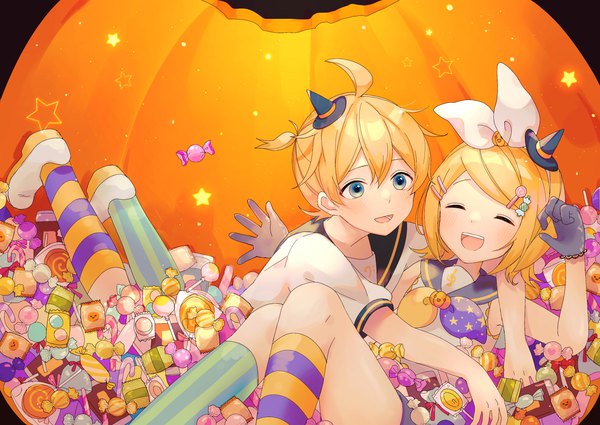 Anime picture 1821x1290 with vocaloid kagamine rin kagamine len sazanami (ripple1996) highres short hair blue eyes blonde hair ahoge ponytail eyes closed halloween ^ ^ siblings twins ^o^ brother and sister different socks girl boy