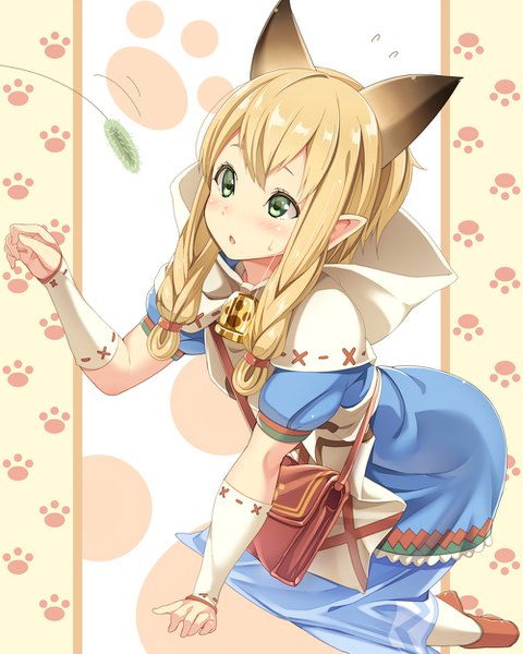 Anime-Bild 1000x1250 mit monster hunter monster hunter x nekojo hinamizawa (hina-sawa) single long hair tall image blush fringe open mouth simple background blonde hair hair between eyes green eyes animal ears braid (braids) pointy ears cat ears twin braids kneeling