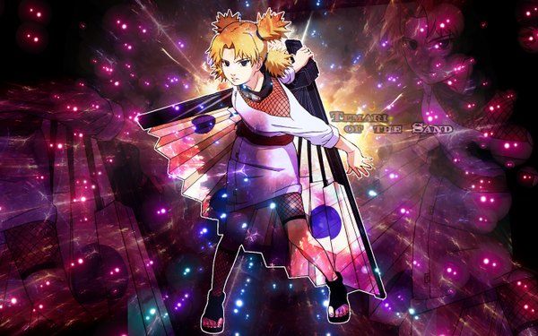 Anime picture 1440x900 with naruto studio pierrot naruto (series) temari (naruto) single looking at viewer highres short hair blonde hair wide image standing green eyes inscription quad tails girl skirt fan bandana