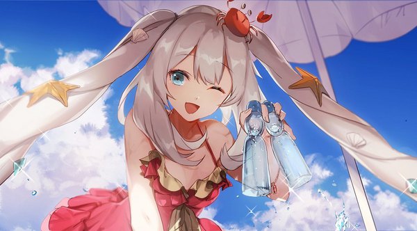 Anime picture 1000x554 with fate (series) fate/grand order marie antoinette (fate/grand order) marie antoinette (swimsuit caster) (fate) no-kan single long hair looking at viewer open mouth blue eyes wide image twintails holding sky silver hair cloud (clouds) outdoors one eye closed wink sparkle
