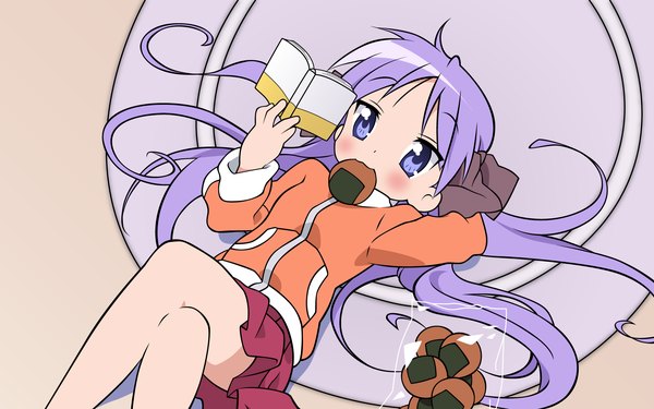 Anime picture 1920x1200 with lucky star kyoto animation hiiragi kagami single long hair blush highres blue eyes wide image twintails purple hair lying crossed legs eating vector reading girl skirt hair ornament bow