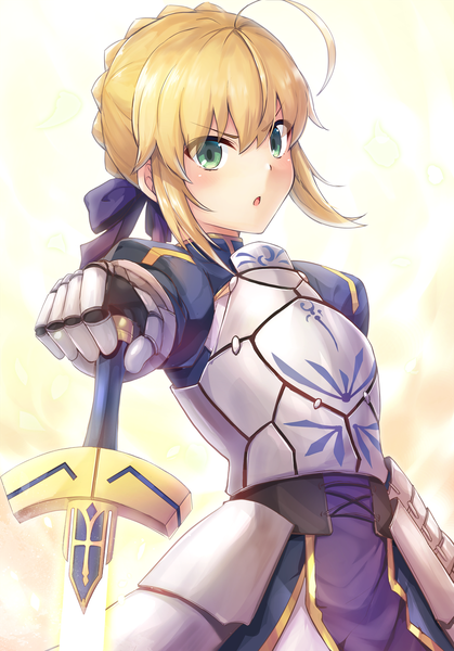 Anime picture 1500x2149 with fate (series) fate/stay night artoria pendragon (all) saber samoore single tall image looking at viewer blush fringe short hair open mouth blonde hair hair between eyes standing holding green eyes payot ahoge braid (braids)