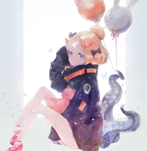 Anime picture 1199x1235 with fate (series) fate/grand order abigail williams (fate) yaku (ziroken) single long hair tall image looking at viewer blue eyes blonde hair sitting hair bun (hair buns) hand on head heroic spirit traveling outfit girl bow hair bow jacket insect butterfly