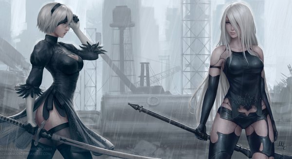 Anime-Bild 2931x1600 mit nier nier:automata yorha no. 2 type b yorha type a no. 2 sciamano240 long hair fringe highres short hair breasts light erotic wide image large breasts standing multiple girls holding green eyes signed payot looking away