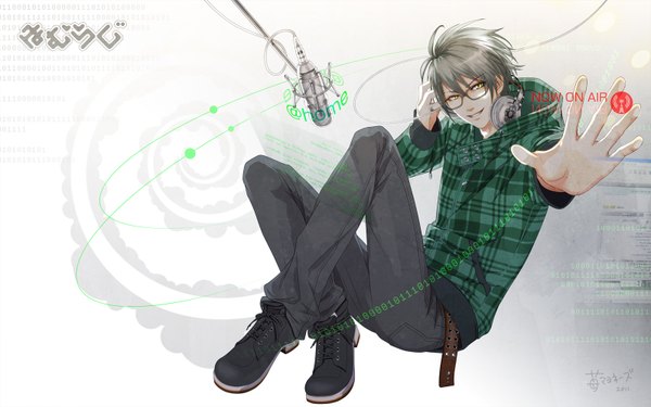 Anime picture 1600x1000 with single short hair smile wide image yellow eyes grey hair boy glasses jacket belt headphones pants microphone