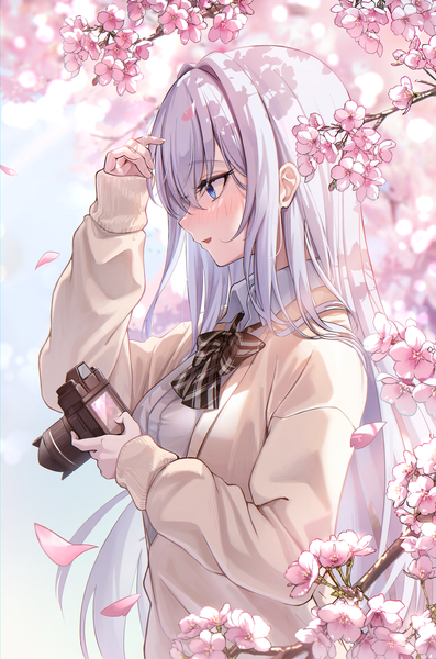 Anime-Bild 2647x4000 mit original sira (user dswn7488) single long hair tall image fringe highres blue eyes hair between eyes looking away silver hair upper body outdoors profile arm up cherry blossoms spring girl uniform flower (flowers)