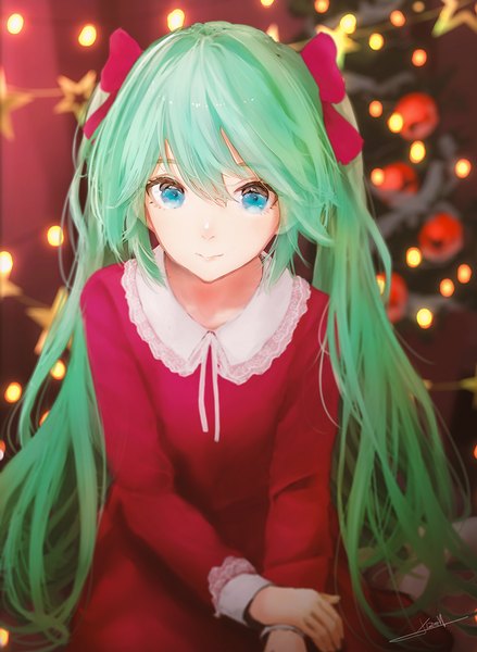 Anime picture 949x1296 with vocaloid hatsune miku ojay tkym single long hair tall image looking at viewer fringe blue eyes hair between eyes twintails signed green hair christmas girl dress bow hair bow red dress christmas tree