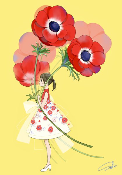 Anime-Bild 2300x3296 mit original sako (user ndpz5754) single tall image highres short hair black hair simple background standing signed full body ponytail profile floral print yellow background minigirl girl dress flower (flowers) anemone (flower)