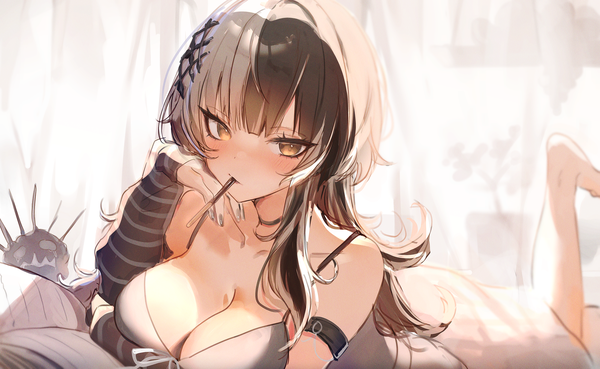 Anime picture 3889x2392 with virtual youtuber hololive hololive english shiori novella yorick (shiori novella) maruccy single long hair looking at viewer highres breasts light erotic brown hair wide image large breasts holding brown eyes absurdres silver hair lying