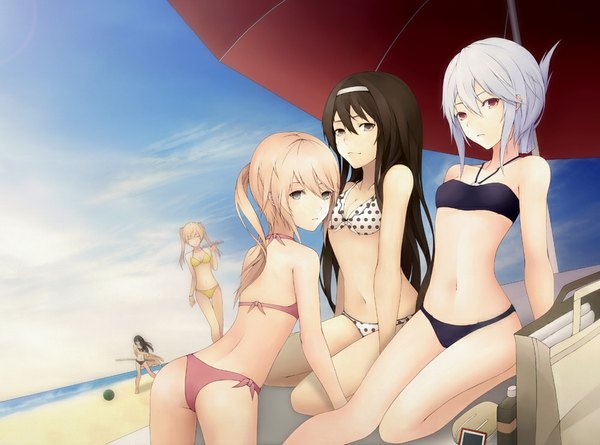 Anime-Bild 1000x742 mit original kyoeiki long hair looking at viewer light erotic blonde hair red eyes brown hair multiple girls brown eyes silver hair beach girl navel swimsuit bikini hairband black bikini 5 girls