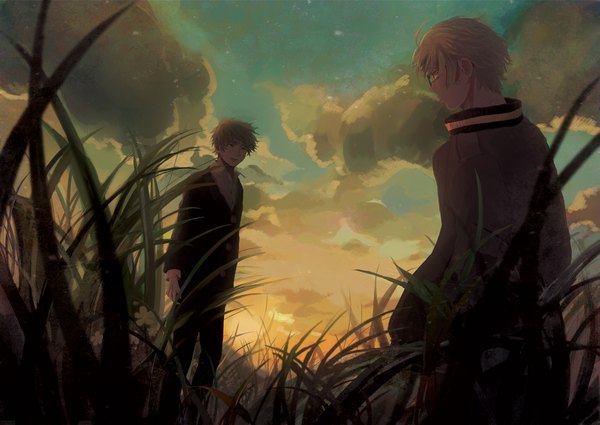 Anime picture 2319x1645 with axis powers hetalia studio deen united kingdom (hetalia) america (hetalia) toku (pixiv 257603) highres short hair blonde hair brown hair green eyes cloud (clouds) ahoge from behind evening sunset boy plant (plants) glasses grass