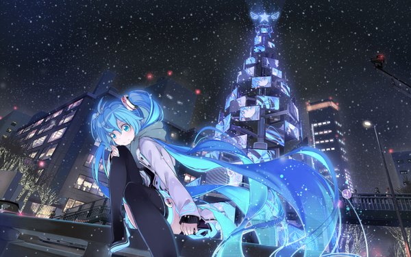 Anime picture 1680x1050 with vocaloid hatsune miku beek (artist) single blue eyes wide image sitting twintails blue hair sky very long hair night from below night sky snowing winter multiple persona girl scarf building (buildings)