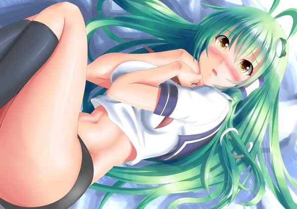 Anime picture 1050x740 with touhou kochiya sanae ichikawa feesu single long hair blush open mouth light erotic yellow eyes ahoge green hair girl navel uniform hair ornament socks black socks gym uniform hair tubes