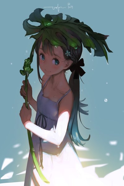 Anime picture 1200x1800 with original vofan single long hair tall image looking at viewer blush fringe brown hair holding signed ponytail braid (braids) multicolored hair hair flower aqua eyes from above sunlight aqua hair two-tone hair