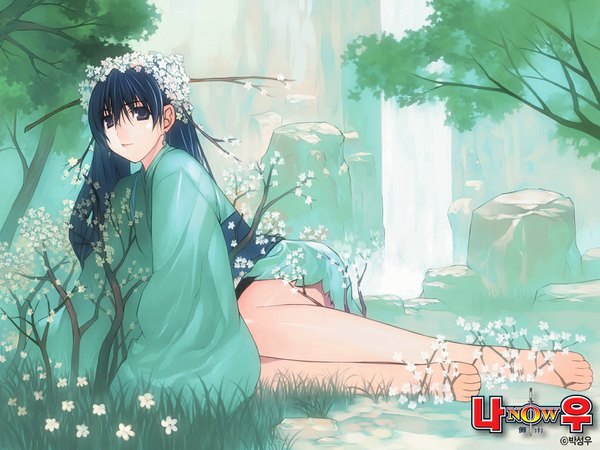 Anime picture 1024x768 with now park sung woo japanese clothes barefoot wallpaper nature waterfall girl flower (flowers) water