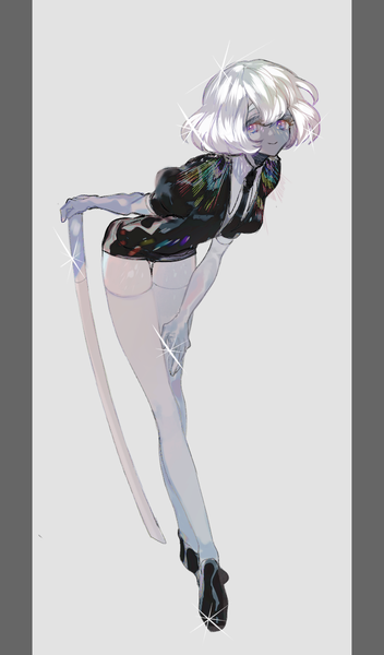 Anime picture 714x1217 with houseki no kuni diamond (houseki no kuni) lunch (lunchicken) single tall image looking at viewer short hair simple background full body white hair pink eyes light smile grey background sparkle leaning leaning forward puffy sleeves shaded face hand on knee androgynous