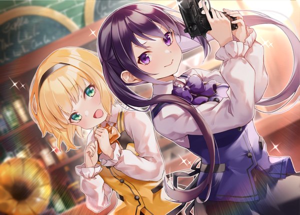 Anime picture 900x643 with gochuumon wa usagi desu ka? white fox tedeza rize kirima sharo hachiroku (hatirokusann86) long hair looking at viewer short hair open mouth blonde hair smile purple eyes twintails multiple girls green eyes purple hair indoors :d sparkle girl