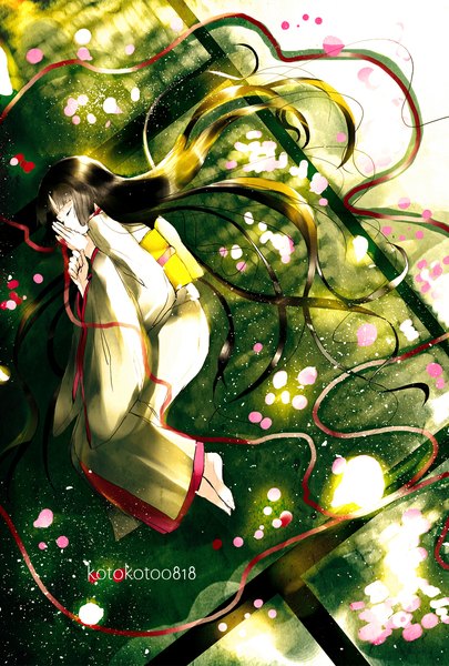 Anime picture 800x1184 with original koto2 single tall image fringe black hair lying eyes closed very long hair traditional clothes japanese clothes profile barefoot girl ribbon (ribbons) kimono