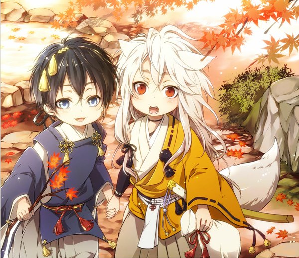 Anime picture 921x797 with touken ranbu nitroplus mikazuki munechika kogitsunemaru long hair looking at viewer blush blue eyes black hair red eyes holding white hair traditional clothes japanese clothes wide sleeves multiple boys holding hands eyebrows alternate age boy