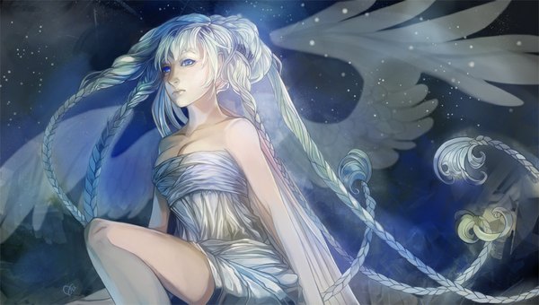 Anime picture 1000x567 with juuhanna single wide image sitting bare shoulders looking away silver hair braid (braids) very long hair aqua eyes lips legs pale skin white wings angel girl dress wings