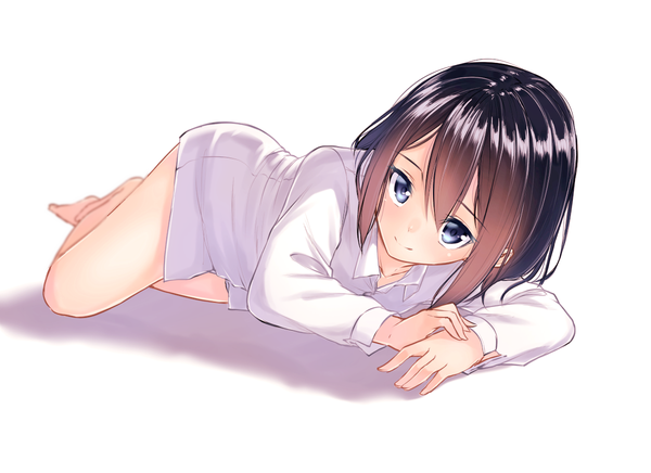 Anime picture 1200x872 with original suzunari shizuku yuki arare single looking at viewer fringe short hair blue eyes light erotic black hair smile hair between eyes white background full body lying barefoot bare legs shadow foreshortening girl