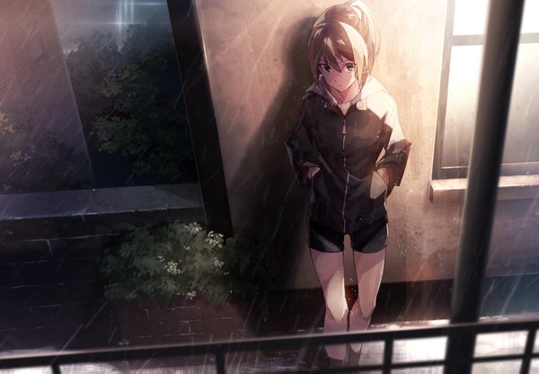 Anime-Bild 1200x835 mit original k-me single long hair looking at viewer fringe hair between eyes brown hair standing brown eyes ponytail from above rain hands in pockets against wall girl shorts wall bike shorts