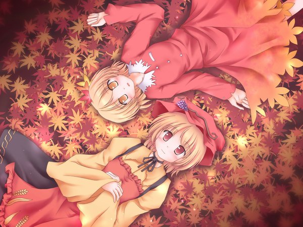 Anime picture 1024x768 with touhou aki minoriko aki shizuha lzh wallpaper girl leaf (leaves)