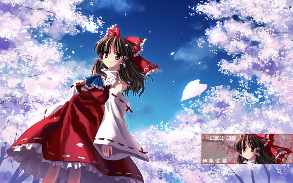 Anime picture 1920x1200 with touhou hakurei reimu looking at viewer blush highres brown hair wide image brown eyes sky traditional clothes light smile wallpaper cherry blossoms miko girl bow plant (plants) hair bow detached sleeves tree (trees)