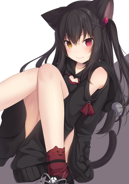 Anime picture 1100x1565 with original nachi single long hair tall image looking at viewer blush fringe black hair simple background smile hair between eyes red eyes sitting animal ears yellow eyes payot tail animal tail cat ears