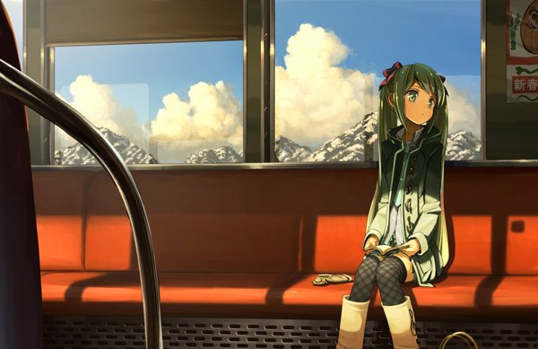 イラスト 1819x1181 と ボーカロイド 初音ミク domo1220 ソロ 長髪 highres 開いた口 座る ツインテール 空 cloud (clouds) aqua eyes aqua hair 絶対領域 mountain open collar landscape 女の子 ストッキング スカート