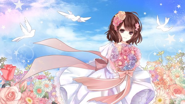 Anime picture 1600x900 with an-mar (tukumoooon) single short hair smile brown hair wide image brown eyes sky cloud (clouds) hair flower girl dress hair ornament flower (flowers) bow animal white dress bird (birds) rose (roses) star (symbol)