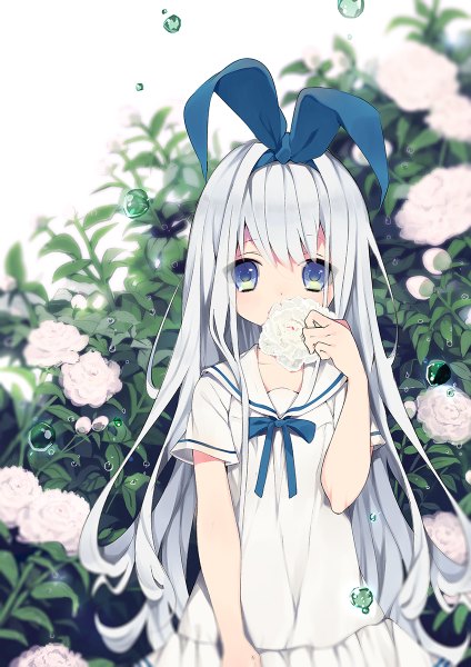 Anime picture 848x1200 with original rugo single long hair tall image looking at viewer blue eyes white hair loli girl dress flower (flowers) bow plant (plants) hair bow