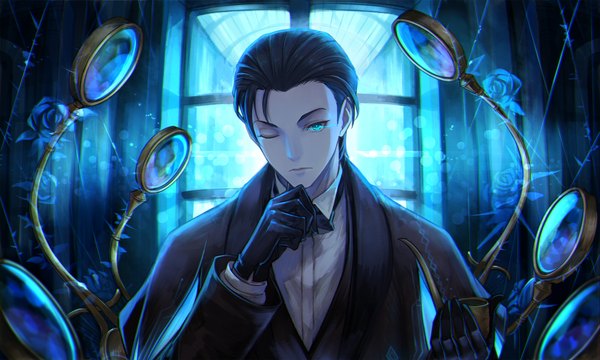 Anime picture 2000x1200 with fate (series) fate/grand order sherlock holmes (fate) tenyo0819 single looking at viewer highres short hair blue eyes black hair wide image upper body indoors one eye closed boy gloves black gloves magnifying glass