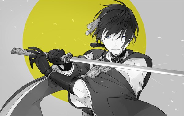 Anime picture 1111x699 with touken ranbu nitroplus mikazuki munechika o-ishi single looking at viewer short hair simple background upper body traditional clothes japanese clothes wind grey background monochrome fighting stance spot color boy weapon sword katana