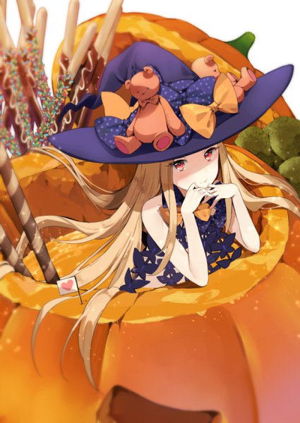 Anime picture 600x847 with fate (series) fate/grand order abigail williams (fate) abigail williams (second ascension) (fate) ice (ice aptx) single long hair tall image looking at viewer blonde hair smile red eyes bare shoulders from above loli shaded face minigirl girl hat food