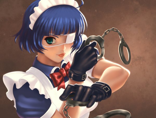 Anime picture 1271x960 with ikkitousen ryomou shimei seeker (shzyu) single looking at viewer fringe short hair simple background green eyes blue hair ahoge lips mole maid mole under mouth brown background girl gloves uniform black gloves