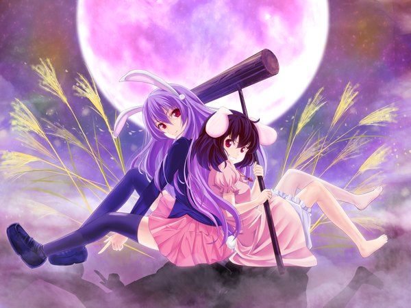 Anime picture 1200x900 with touhou reisen udongein inaba inaba tewi bug (artist) long hair short hair black hair smile red eyes multiple girls purple hair barefoot bunny ears tsukimi girl thighhighs dress skirt black thighhighs 2 girls