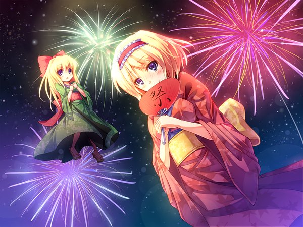 Anime picture 1024x768 with touhou alice margatroid shanghai ryosios short hair blue eyes blonde hair multiple girls japanese clothes flying chibi weightlessness fireworks girl bow 2 girls hair bow hairband kimono fan