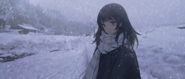 Аниме картинка 2800x1200 с оригинальное изображение wang-xi один (одна) длинные волосы чёлка высокое разрешение чёрные волосы широкое изображение карие глаза смотрит в сторону на улице прямая чёлка снегопад зима снег девушка серёжки шарф серьги-гвоздики